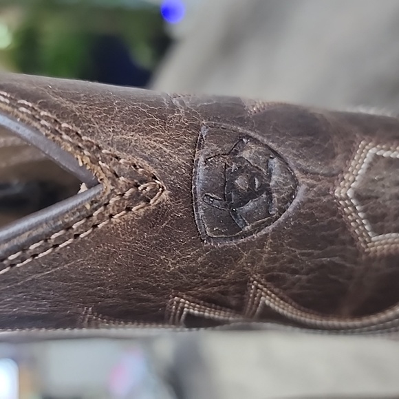 NEW! ARIAT Style 15725 Heritage Boots Dark Brown Distressed Size 5.5 - Picture 6 of 13